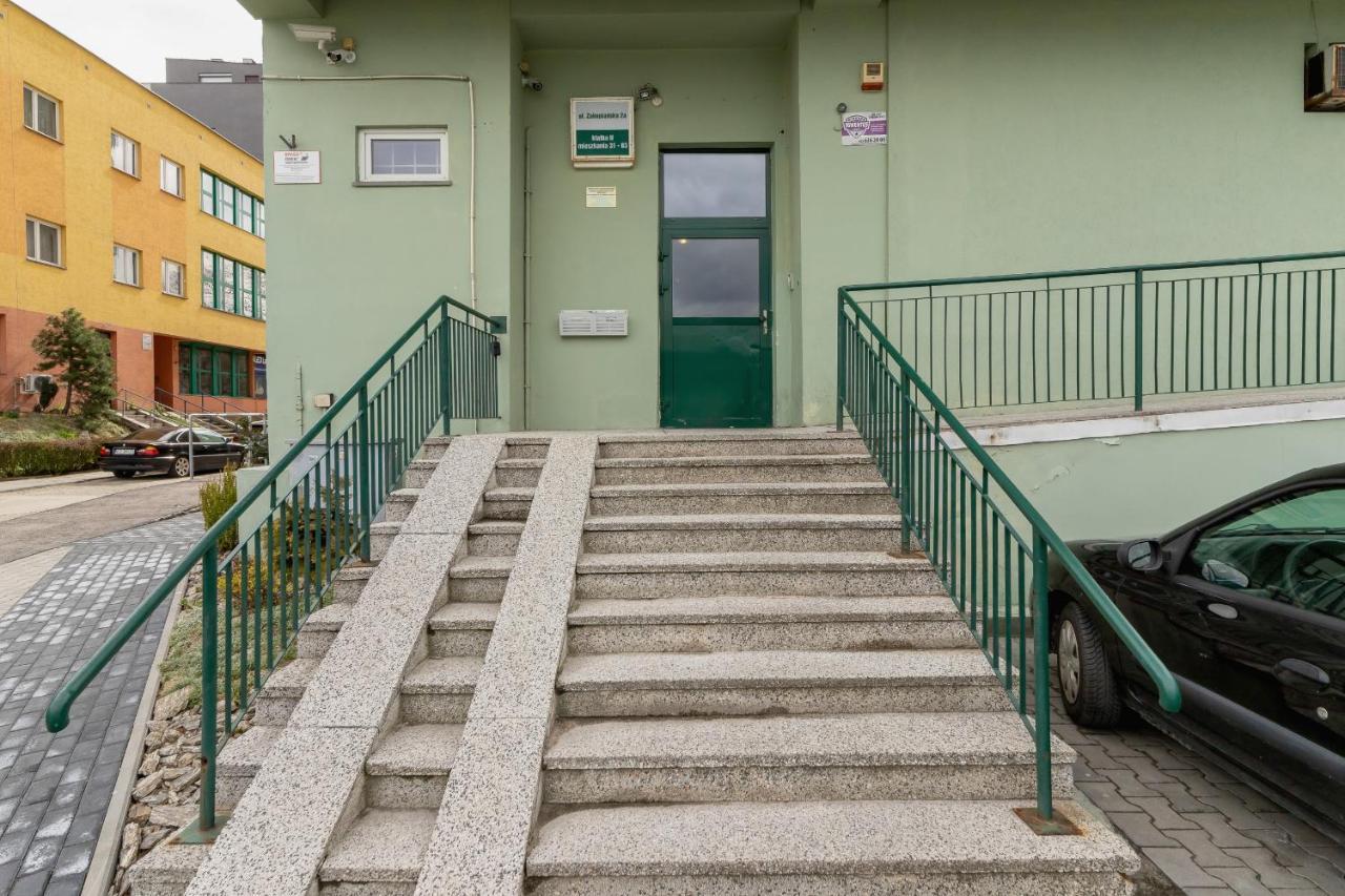 Lagiewniki Sanctuary One Bedroom Apartment By Renters Krakow Bagian luar foto