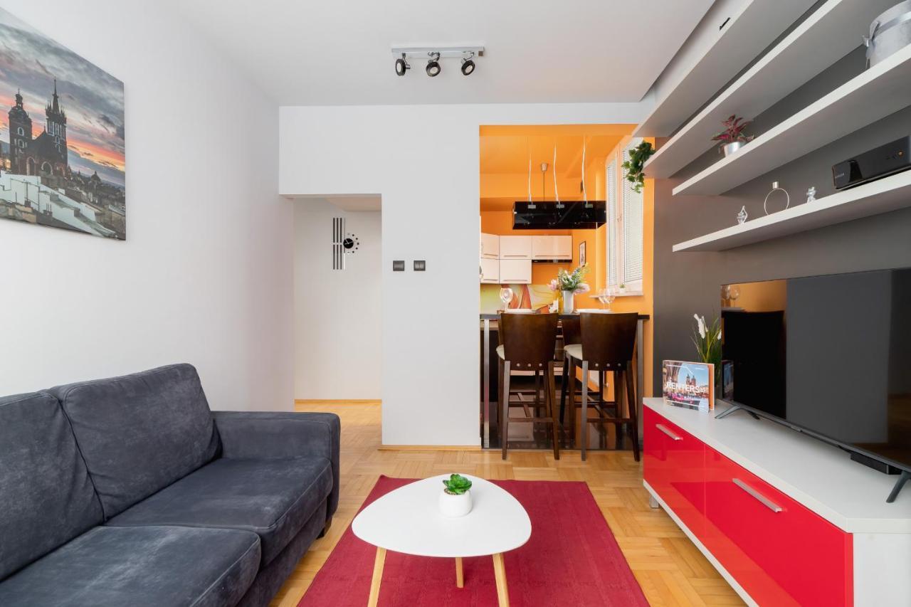 Lagiewniki Sanctuary One Bedroom Apartment By Renters Krakow Bagian luar foto